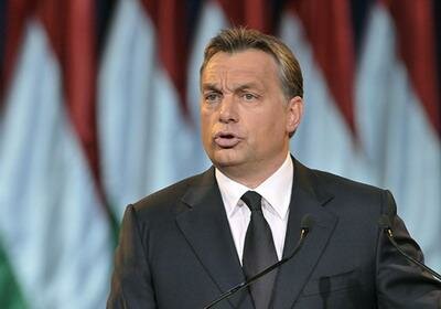 Премьер Венгрии призвал ЕС отказаться от попыток изолировать Россию