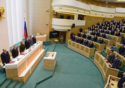 Совет Федерации отменил постановление об использовании ВС на Украине