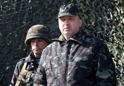 Турчинов: спецслужбы по 10 раз в месяц прогнозировали «вторжение России»