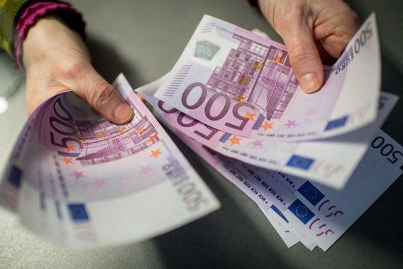 СМИ: ЕЦБ скрыто изымает евробанкноты с самым высоким номиналом