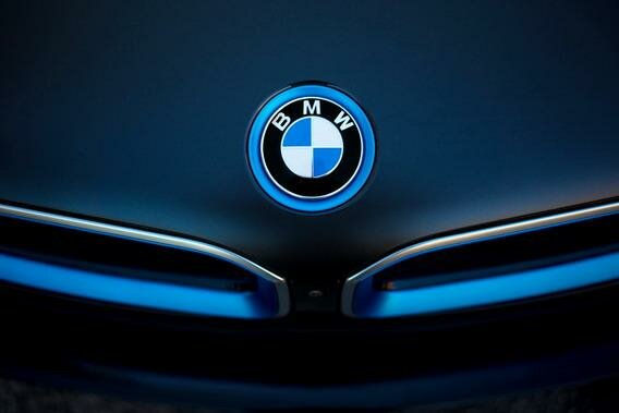 Чистая прибыль BMW за 9 месяцев выросла на 13,7%