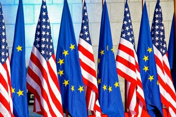 Юнкер: Европа не может полагаться на США