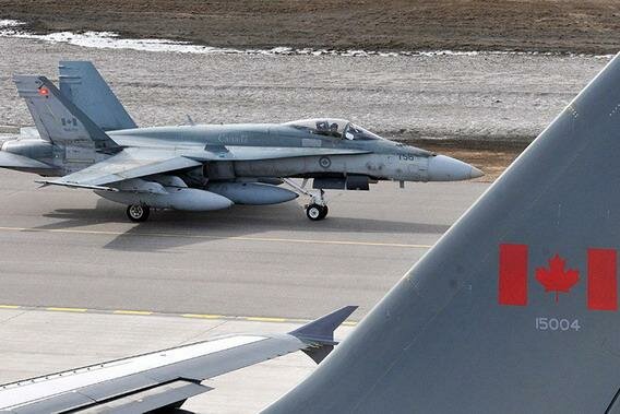 ВВС Канады 17 раз промахнулись по террористам в Ираке