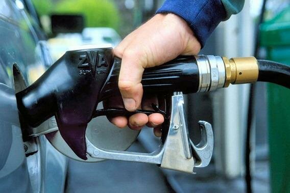 Стоимость бензина в России превысила цены на топливо в США