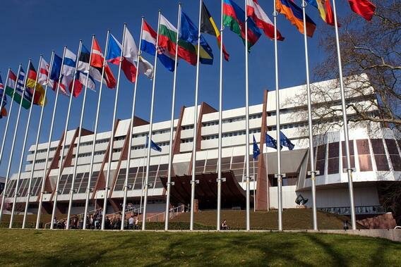 FT: Совет Европы рассматривает вопрос об отмене антироссийских санкций