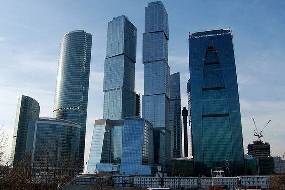 В Москве число сделок с элитным жильем выросло за год на 42%